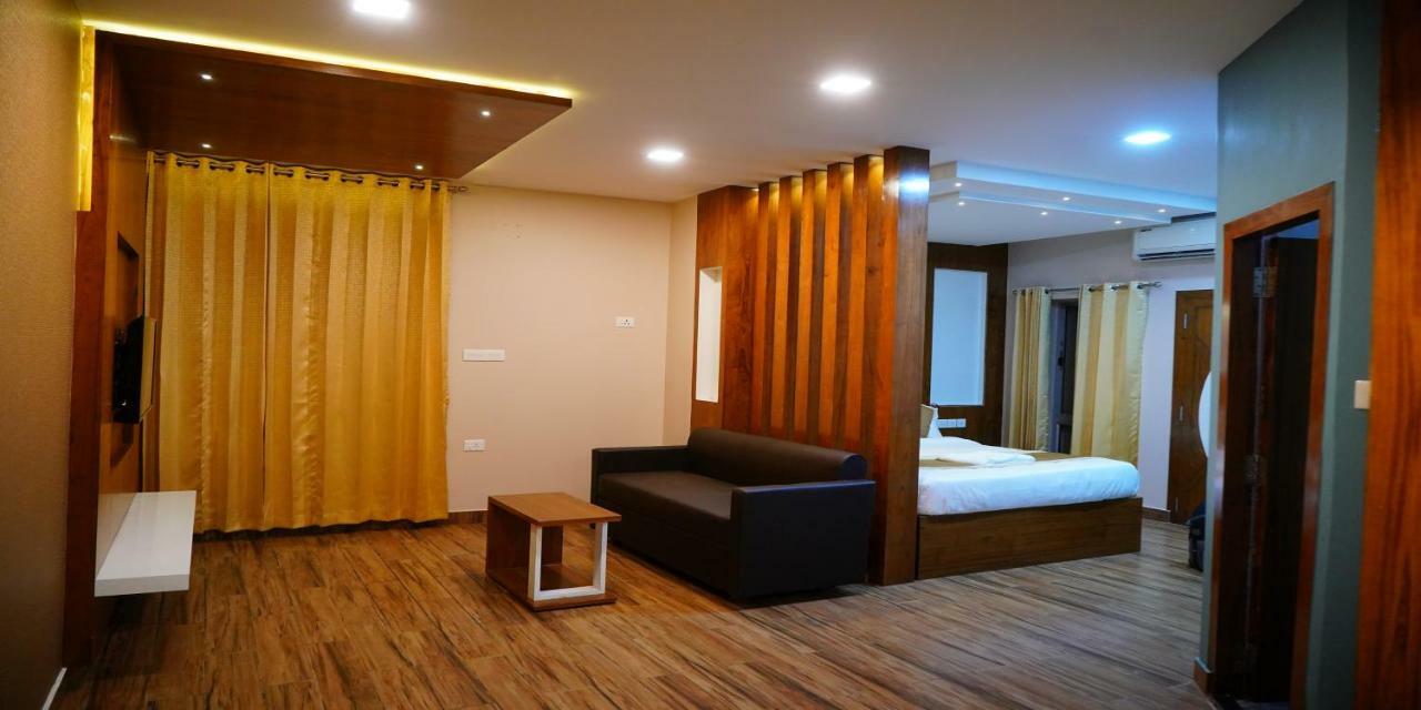 Nextel Inn, Calicut Zewnętrze zdjęcie