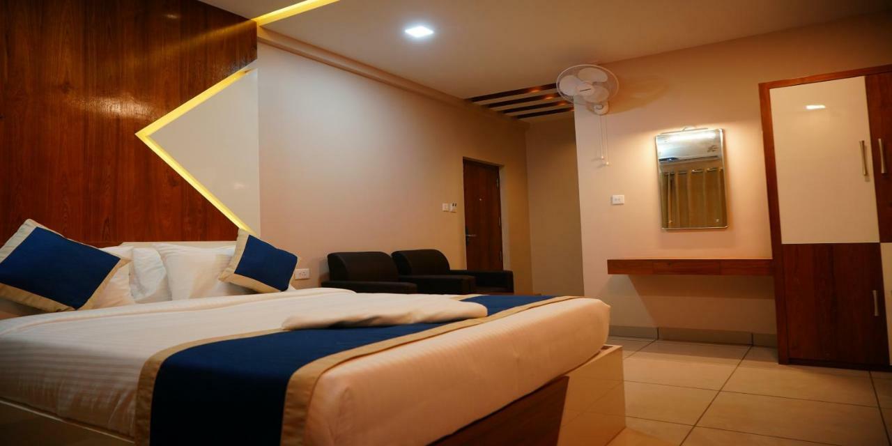 Nextel Inn, Calicut Zewnętrze zdjęcie