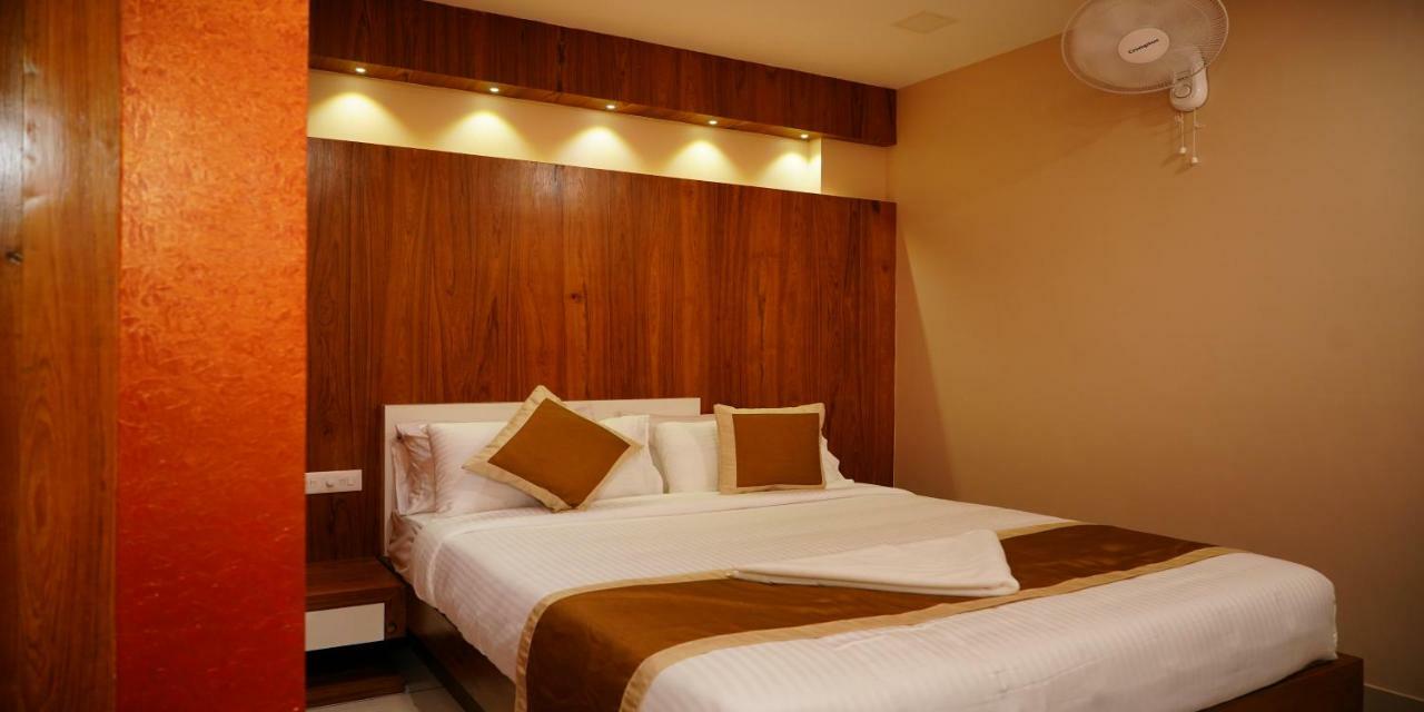 Nextel Inn, Calicut Zewnętrze zdjęcie