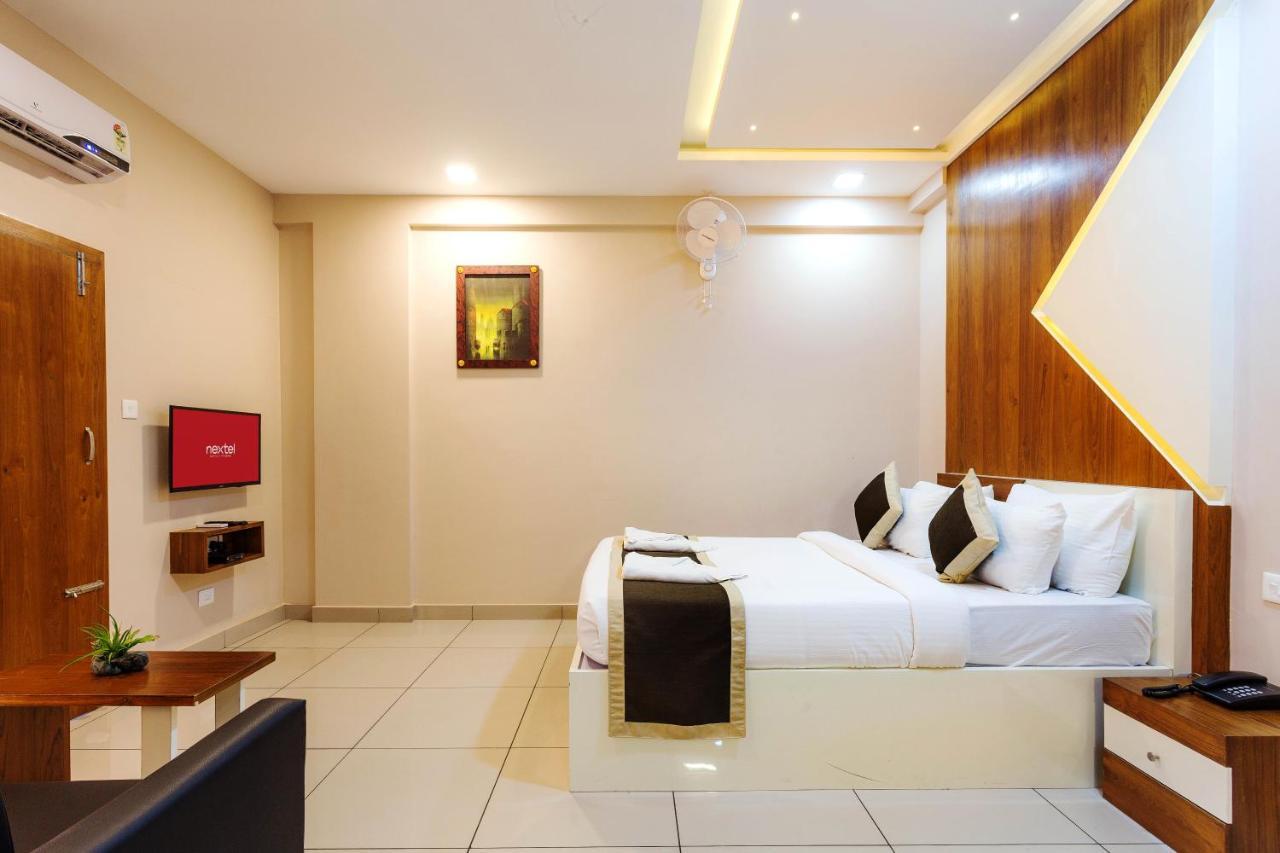 Nextel Inn, Calicut Zewnętrze zdjęcie