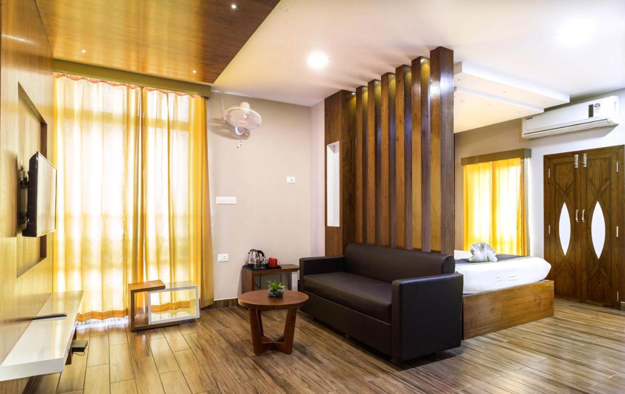 Nextel Inn, Calicut Zewnętrze zdjęcie