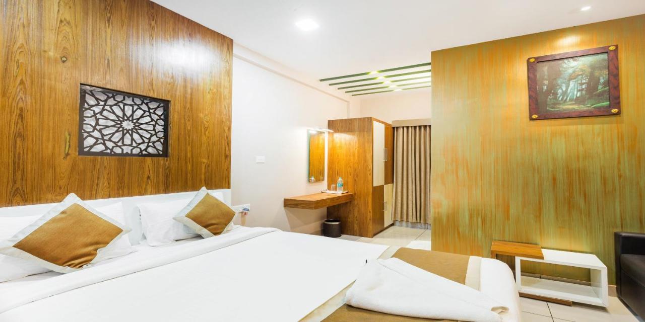 Nextel Inn, Calicut Zewnętrze zdjęcie